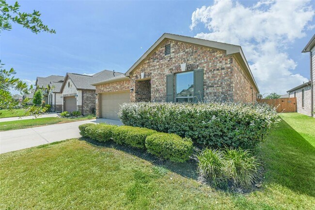 Building Photo - 2827 Mezzomonte Ln