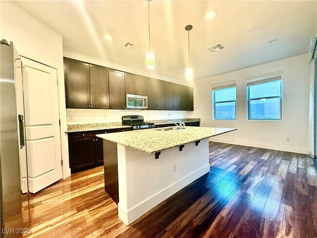 Foto del edificio - 10228 Yarmouth Sea Ct
