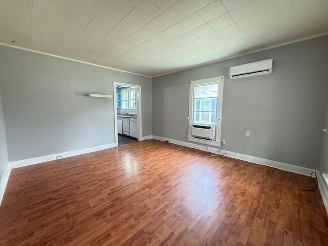 Building Photo - 2 Bed 1 Bath House in Paducah City