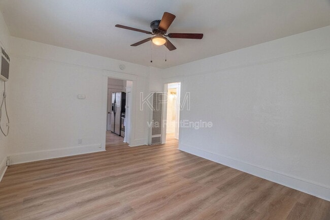 Foto del edificio - 444 E Sonoma Ave