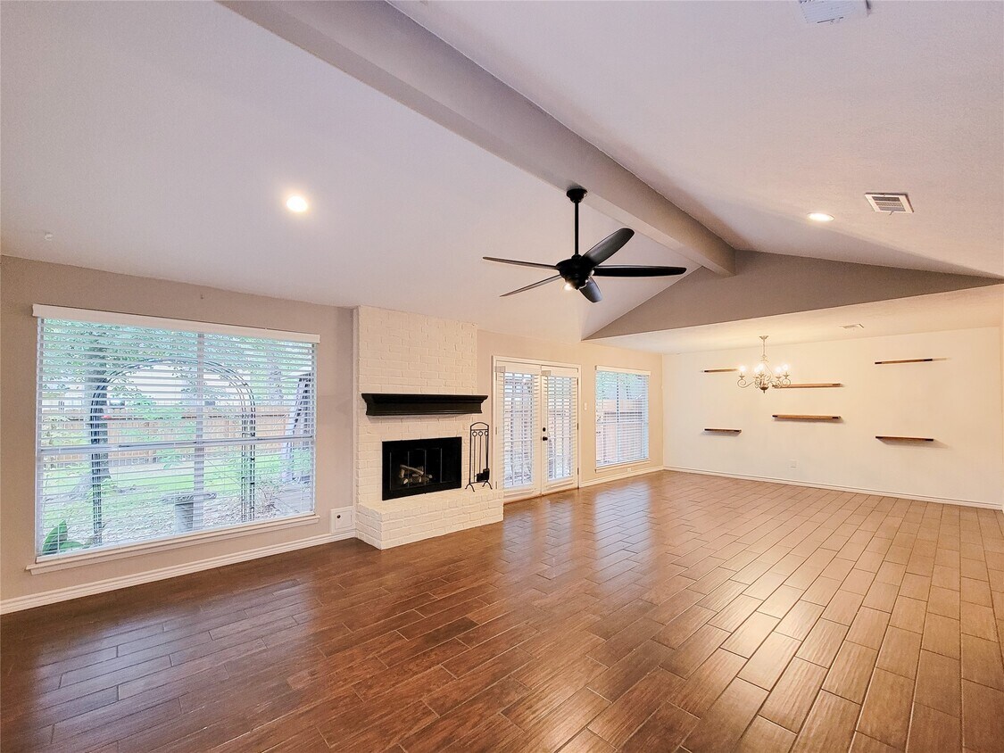 Foto principal - 3735 Hickory Knob Dr