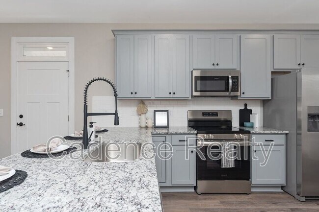 Building Photo - 1757 Perimeter Lp
