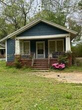 Building Photo - 1002 E Bankhead St
