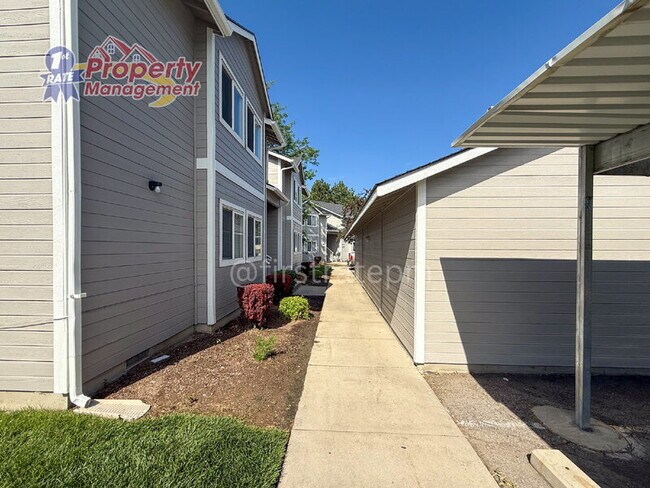 Foto del edificio - 5645 W Dorian Ln