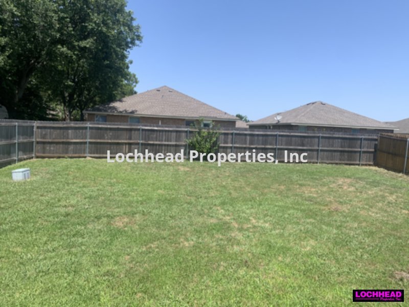 Building Photo - Must See!  3 bedroom home in Terrell!