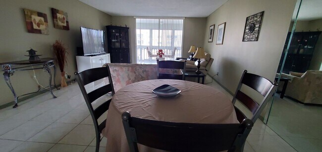 Foto del edificio - 901 NE 14th Ave