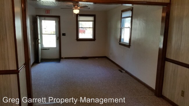 Building Photo - 3 br, 1 bath House - 814 Smith Street