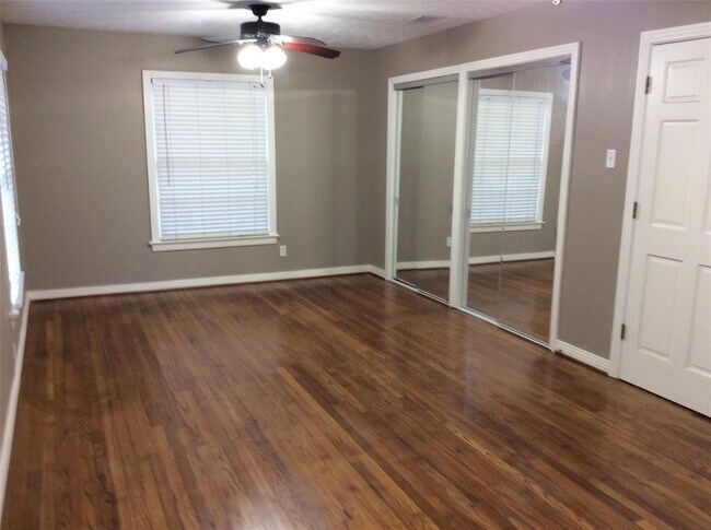 Foto del edificio - 9532 Riverton Rd