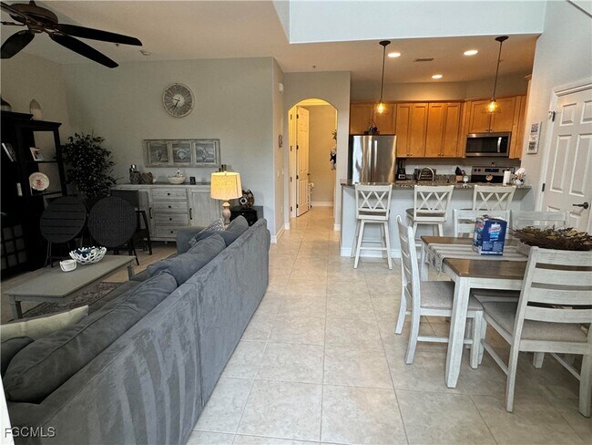 Foto del edificio - 8346 Esperanza Street