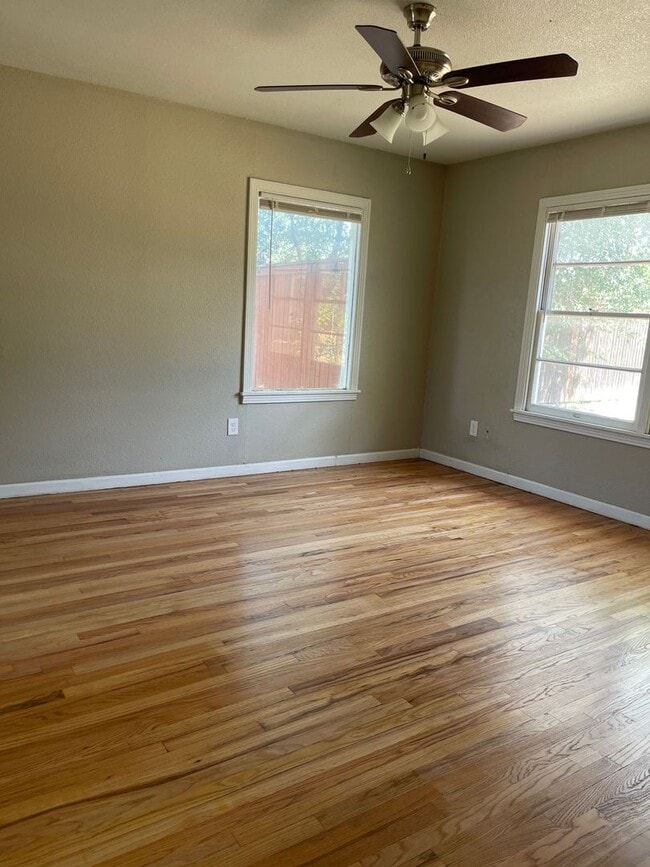 Foto del edificio - Pre Leasing for fall 2026! 4/3.5 in Tech Terrace!