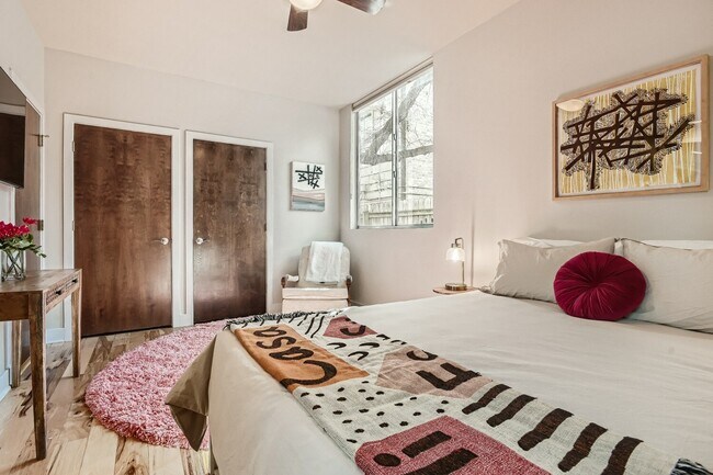 Foto del edificio - 1314 Norwalk Ln