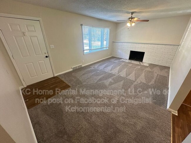 Foto del edificio - 6401 W 72nd Terrace