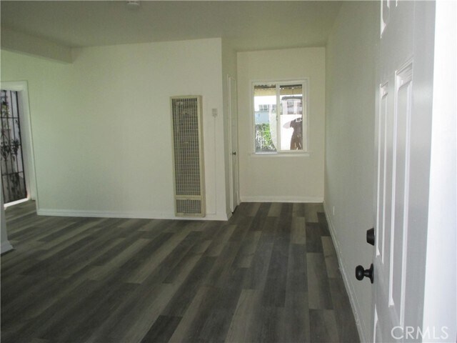 Foto del edificio - 424 E Arbor Vitae St