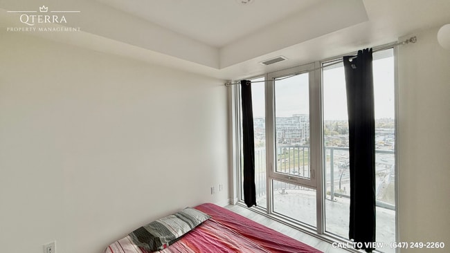 Building Photo - 220 Missinnihe Way