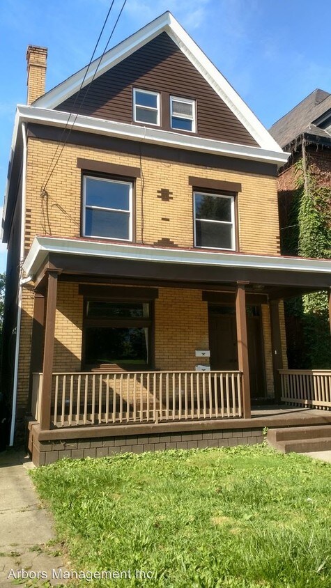 Primary Photo - 4021 California Ave