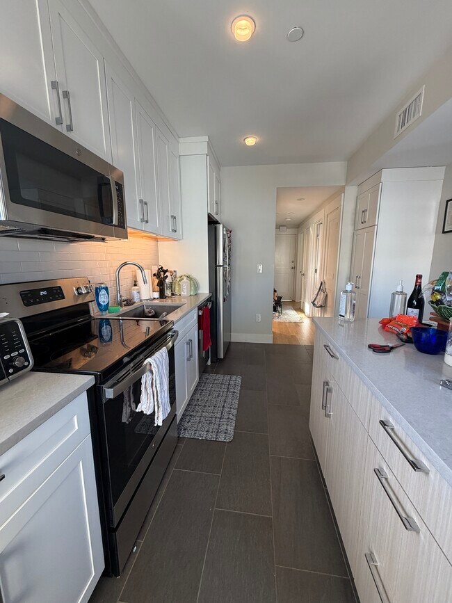 Foto del edificio - 208 Banks St