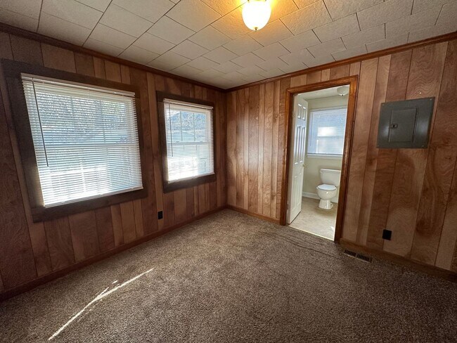 Foto del edificio - 1302 Highland Ave