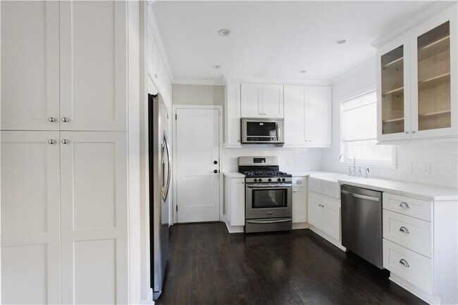 Foto del edificio - 36 Sheridan Dr NE