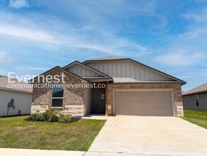 Building Photo - 866 Freedom Cir