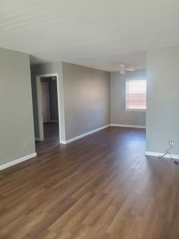 Foto del edificio - 1234 E Elm St