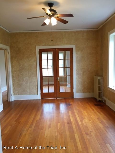Building Photo - 2 br, 1 bath House - 906 B-2 West Market S...