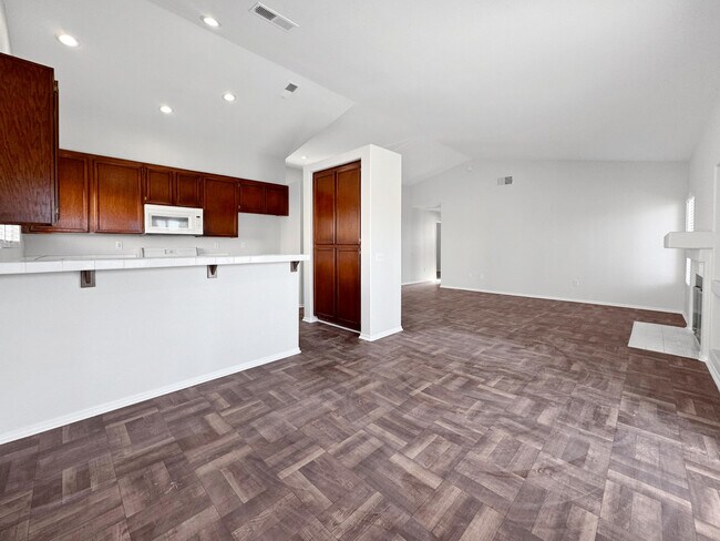 Foto del edificio - 78720 W Harland Dr