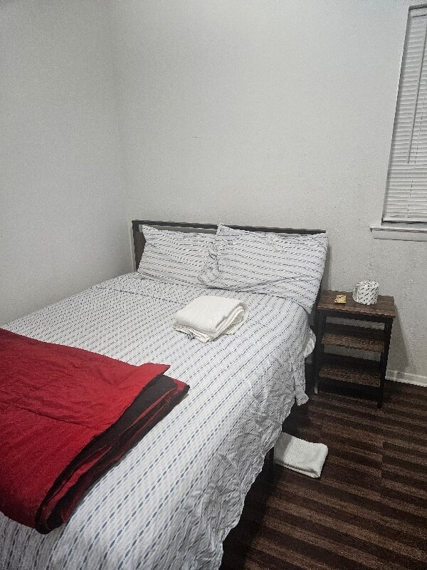 Building Photo - 5716 Saramac Dr