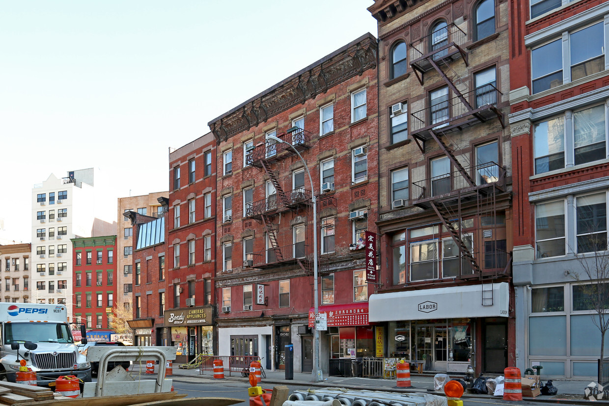 Primary Photo - 42-44 Canal St