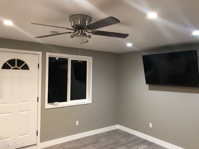 Foto del edificio - Studio, 1 bath Apartment - woodland hills