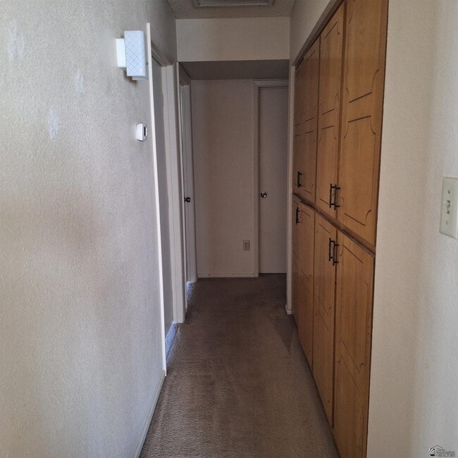 Foto del edificio - 1430 W Hillside Pl
