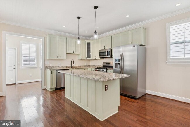 Foto del edificio - 908 Longfellow St NW