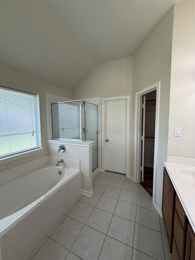 Building Photo - 13239 Rustic Garden Dr