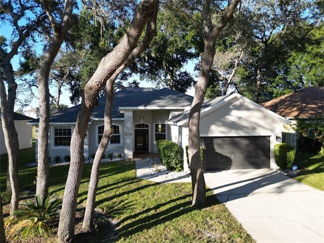 Building Photo - 2560 Tall Maple Loop