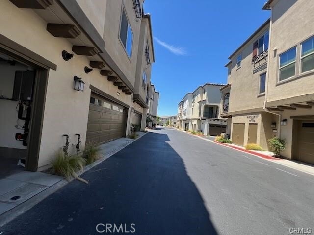 Building Photo - 18318 Iris Ln