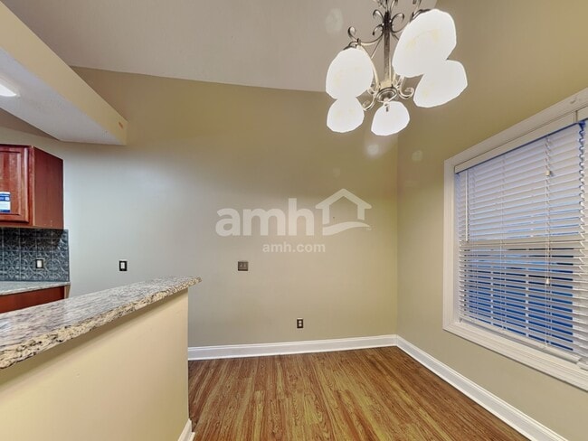 Building Photo - 1009 Loch Lomond Cir