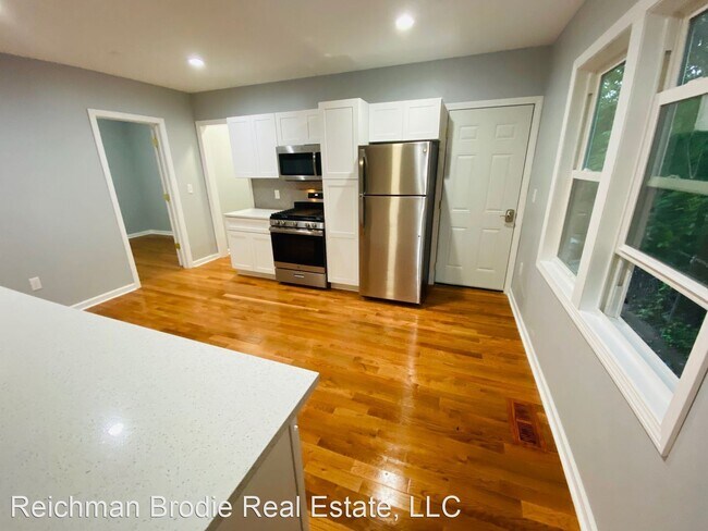 Foto del edificio - 187 St John St