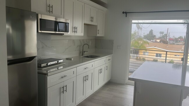 Foto del edificio - 1807 Donax Ave