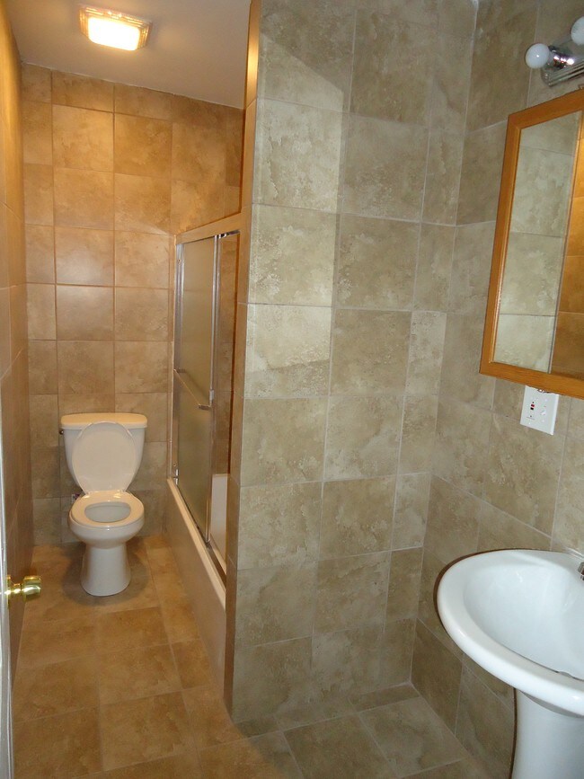 Foto del edificio - 8029 Erdrick St