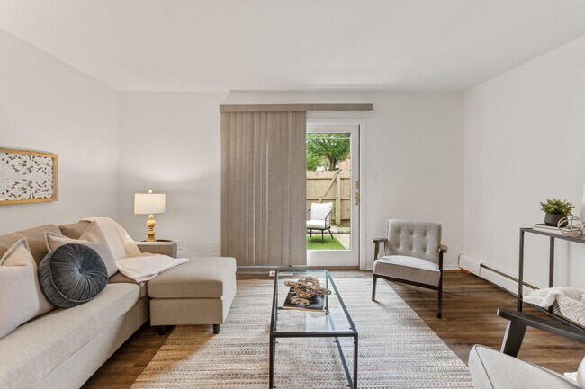 Foto del edificio - 106 Tarryton Ct E