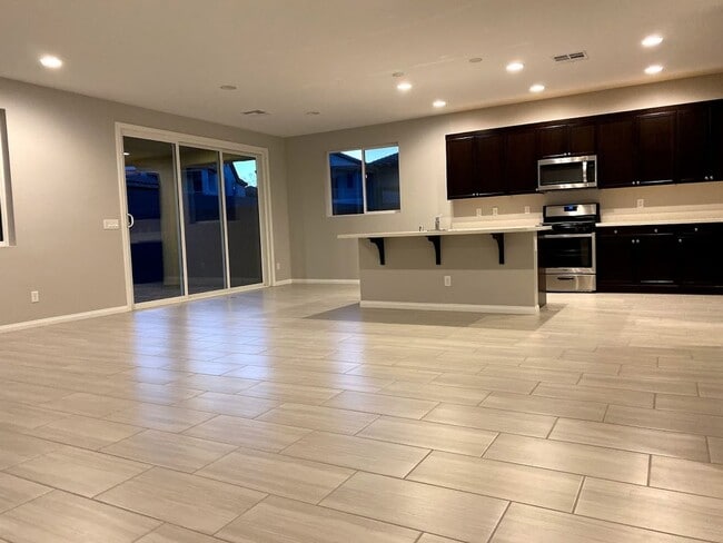 Building Photo - 3051 Concepcion Ct