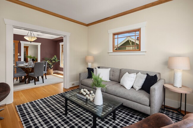 Living room - 6712 16th Ave NW