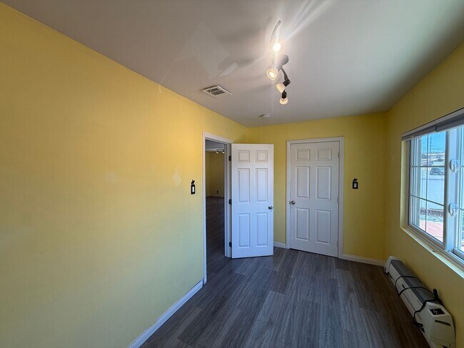 Foto del edificio - Cozy 2BD/2BA Home in Ramona with Front Patio, Included Landscaping & A/C