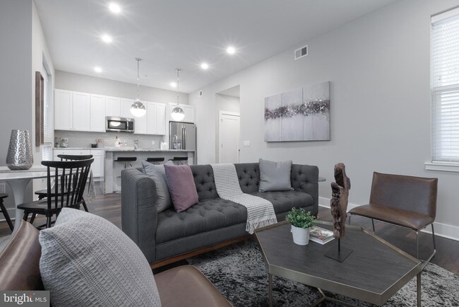 Photo - 1555 Ridge Ave Apartment