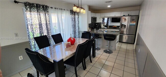 Foto del edificio - 9829 SW 221st St Rd