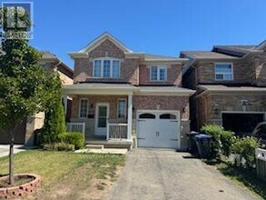 Building Photo - 44 Lockburn Crescent