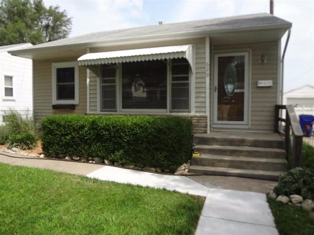 Foto principal - 620 W Elm St