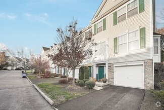 Building Photo - 55 Barr Ln