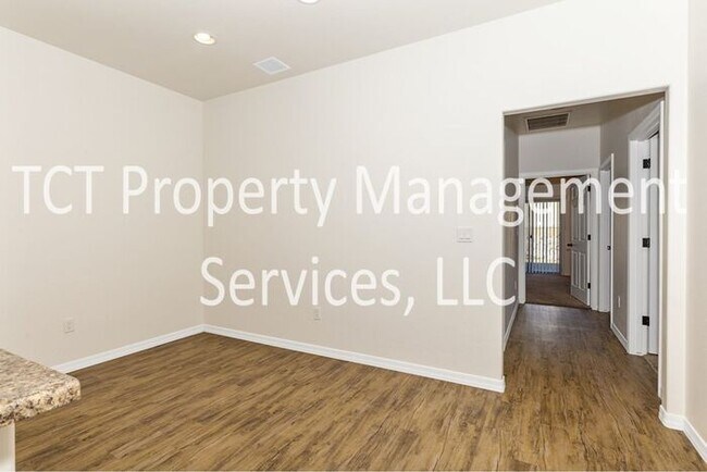 Foto del edificio - Gorgeous almost new 3 bed in Prescott!