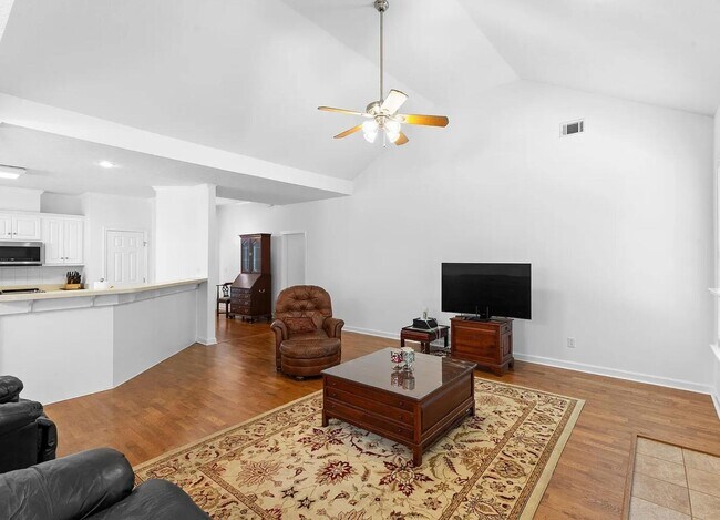 Foto del edificio - 3513 Seneca Ave