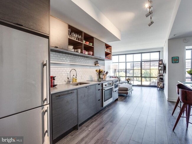 Foto del edificio - 2030 8th St NW